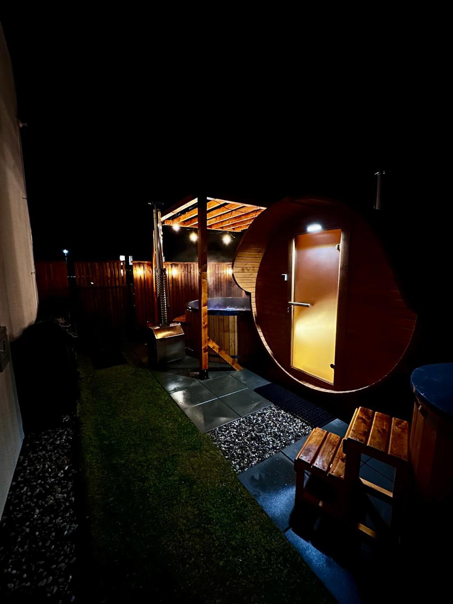 Apartament Pod Wzgorzem Z Sauna, Jacuzzi I Basenem Kudowa-Zdrój Exteriér fotografie
